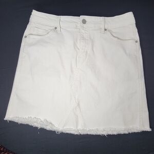 Old Navy White Skirt with Distressed Hem